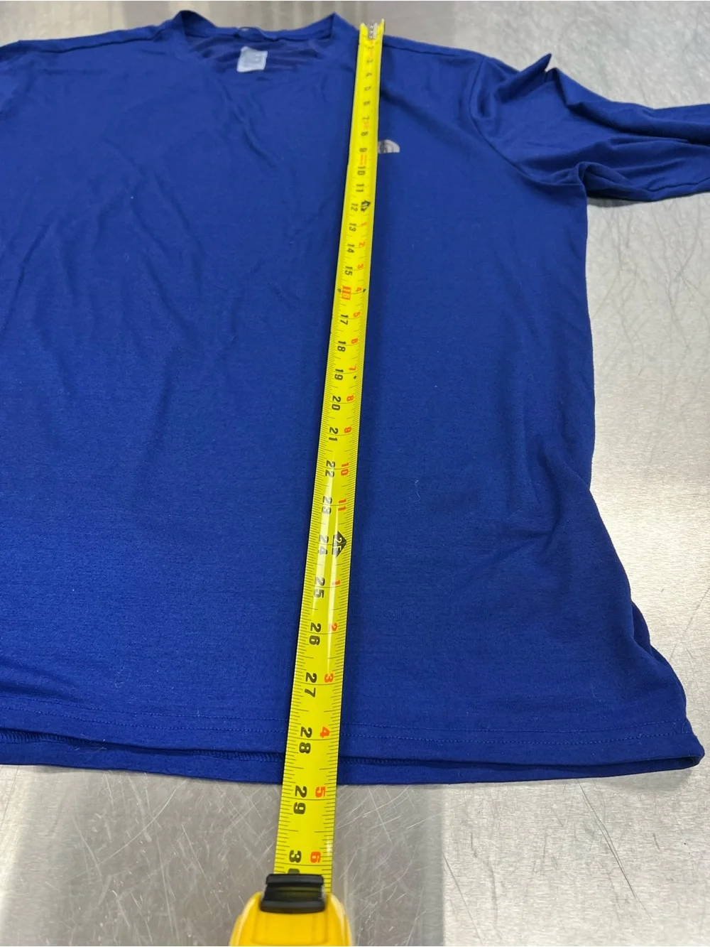 The North Face Men's Long-Sleeve Crew Vapor Wick Shirt - Royal Blue